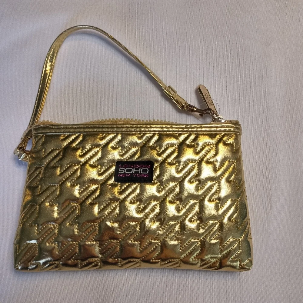 8 x 5 SOHO London NY Pouch Gold Wallet Women's Accessories NWOT
